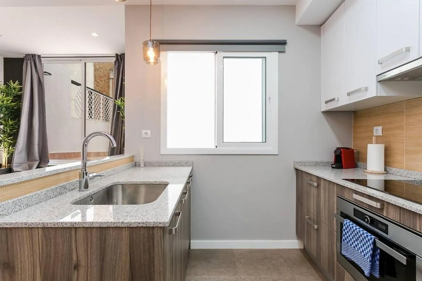 3 Bdr&Terrace Close To Subway L'Hospitalet de Llobregat