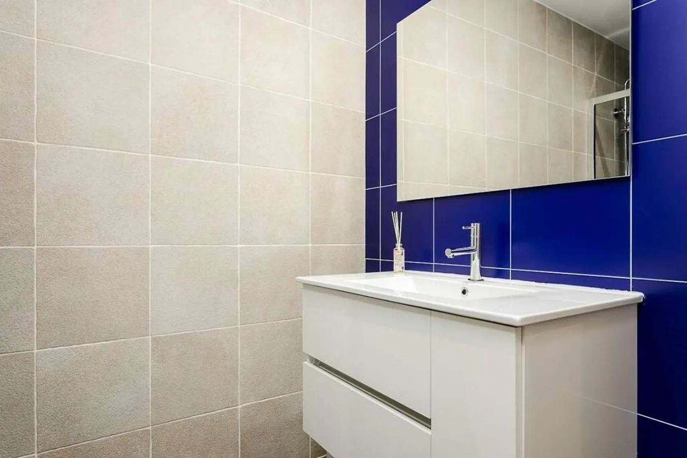 3 Bdr&Terrace Close To Subway L'Hospitalet de Llobregat 0*,